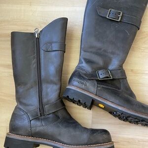Patagonia Forge Gray Leather Buckle Boots